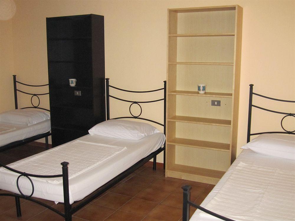 Star Hostel San Siro Fiera Milano Ngoại thất bức ảnh